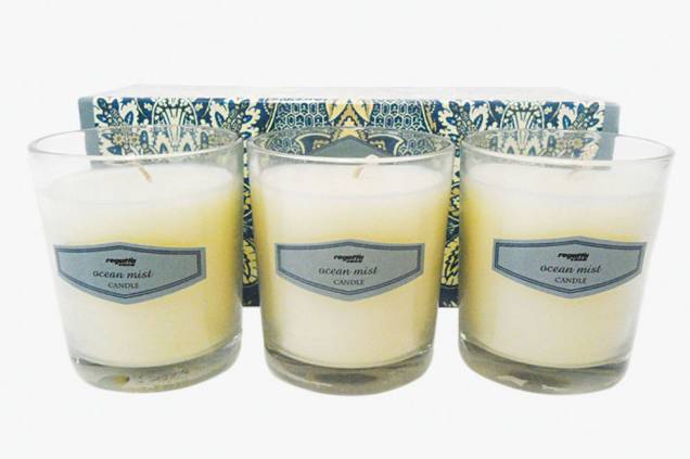 Kit com três velas aromáticas Kit com três velas aromáticas