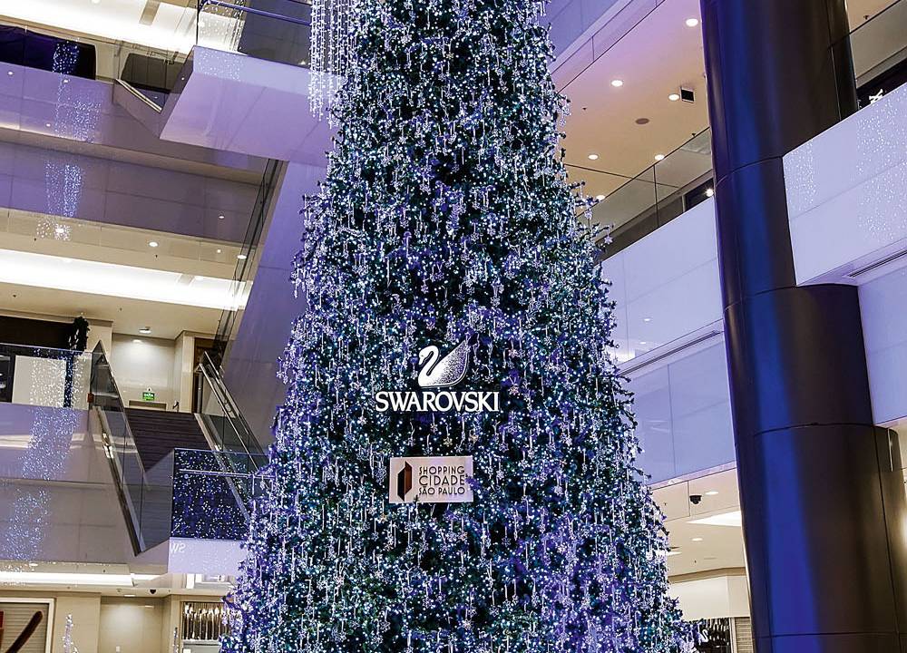 Shopping Cidade São Paulo instala árvore de natal com cristais Swarovski |  VEJA SÃO PAULO
