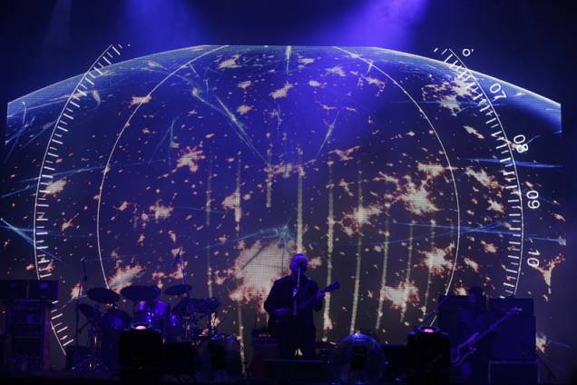 A banda New Order foi uma das principais atrações do segundo dia do Lollapalooza 2014