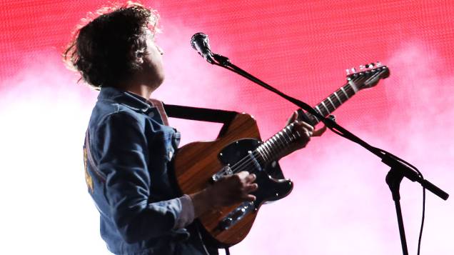 Phoenix faz show empolgante no Lollapalooza 2014