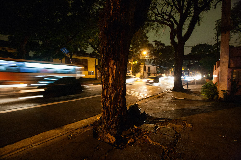 rua alvarenga - pedestres - USP - trânsito - atropelamento - escuridão