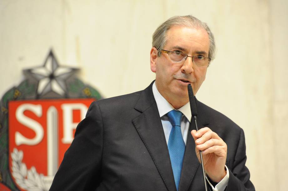 Deputado Eduardo Cunha discursa no evento