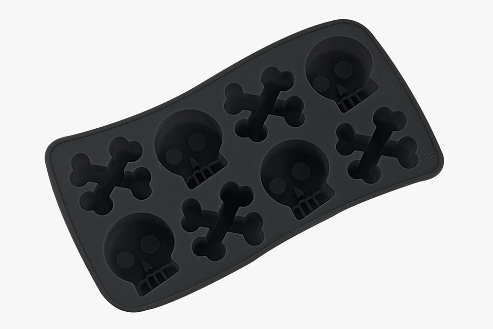 MOBLY_MOR_Forma de Silicone para Gelo Ice Caveira Preto_R$ 17,99
