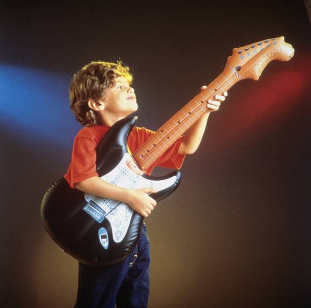 3 - Guitarra para usar debaixo d’água, de 1988
