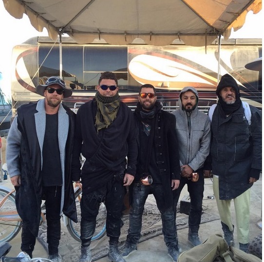 Ronaldo posta foto em festival nos EUA e é comparado a Mad Max