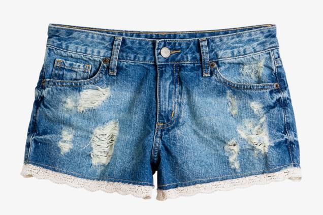 Short jeans com renda, Costume: R$ 239,00