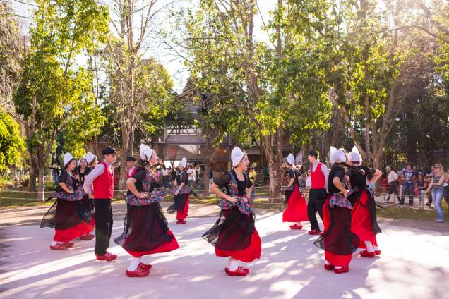 	As coreografias apresentadas têm cerca de 1 600 anos.