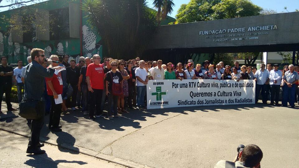 tv cultura ato contra o fim de programas agosto de 2015
