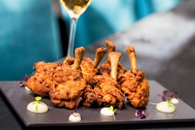 Frango frito: tempero levemente picante