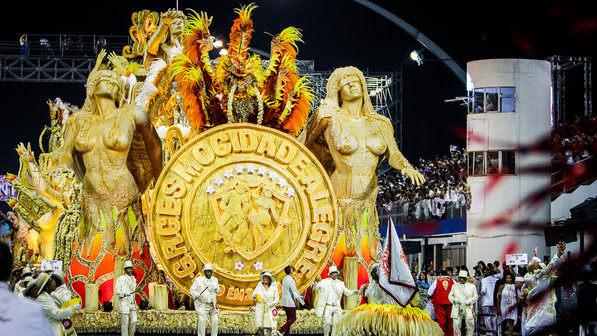 Desfile da Mocidade Alegre: tricampeã do Carnaval paulistano