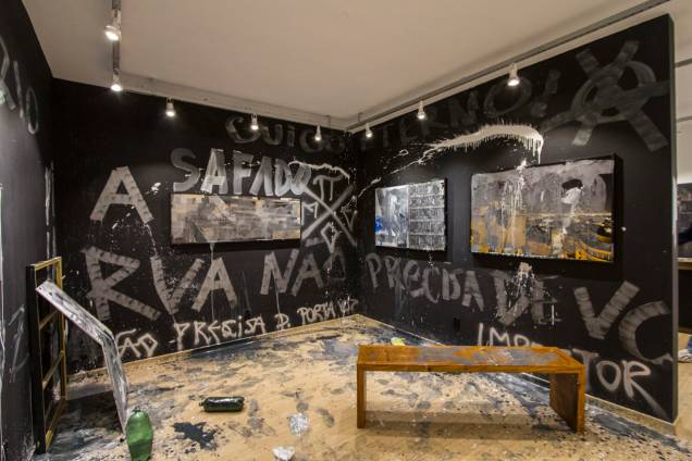 Galeria Crivo na terça (21), depois da invasão Galeria Crivo na terça (21), depois da invasão