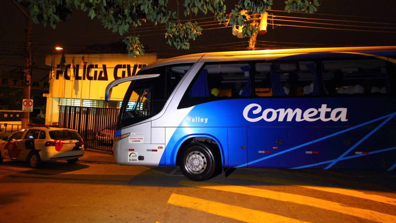 Ônibus arrastão Barueri