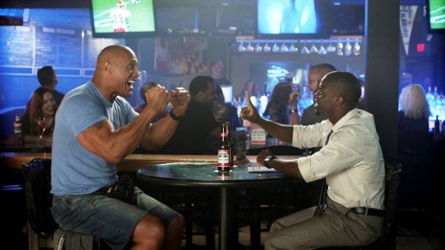 Um Espião e Meio: Bob (Dwayne Johnson) foi um nerd que sofria bullying Um Espião e Meio: Bob (Dwayne Johnson) foi um nerd que sofria bullying