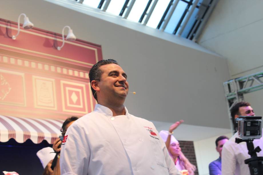 Cake Boss em São Paulo: a seguir imagens do astro durante apresentação no Shopping Eldorado