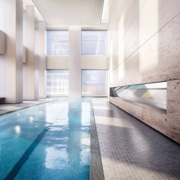 A piscina, de 22 metros de extensão: ela integra espaço com spa, restaurante, biblioteca e sala de espetáculos
