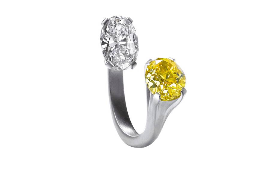 Anel de ouro branco comum diamante oval amarelo de 1,54 quilate e ouro branco de 1,24 quilate