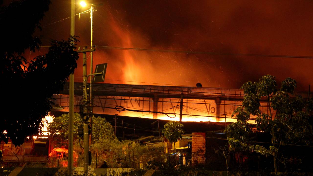 incêndio favela zona norte