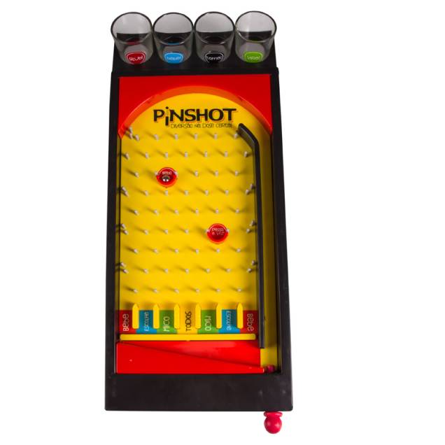 Jogo de pinball com copos para shots, R$ 124,90, da <a href="https://uatt.com.br/" rel="Uatt?">Uatt?</a>