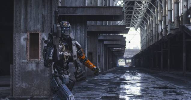 Chappie: robô com inteligência artificial