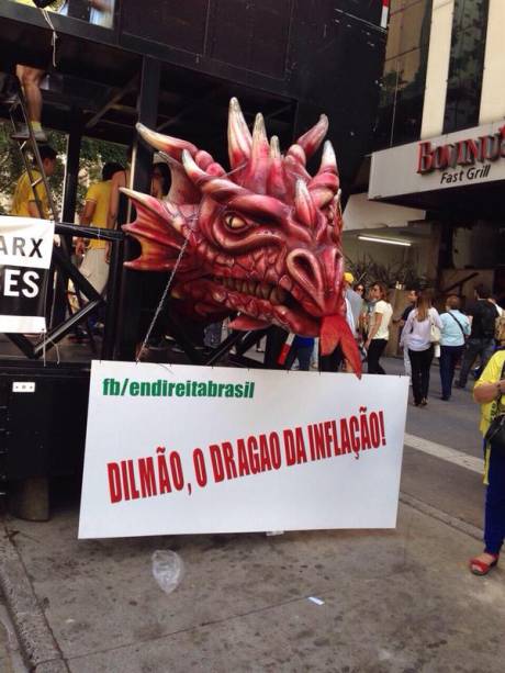 Uma das várias "homenagens" à presidente Dilma