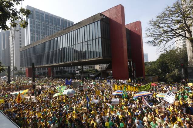 Ato contra a presidente Dilma Rousseff teve como principal ponto de aglomeração a área em frente ao Masp