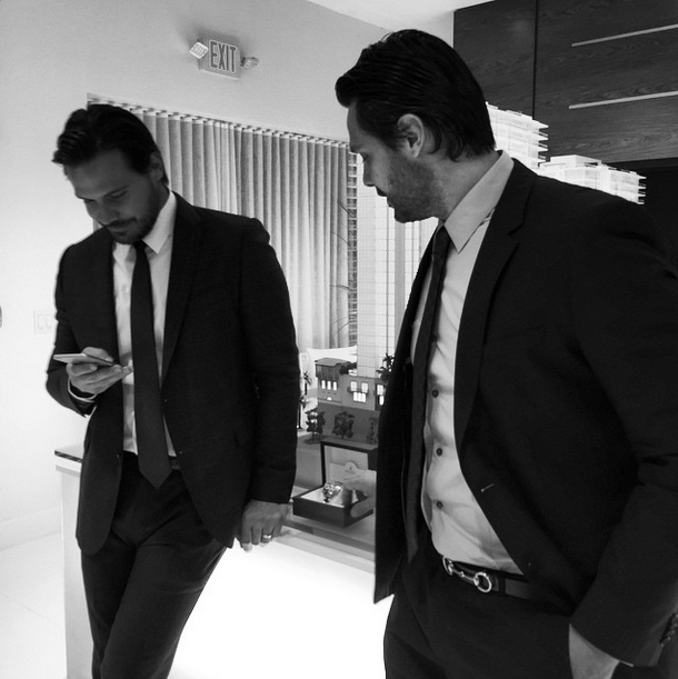 Os gêmeos Flávio e Gustavo Mendonça hoje vivem em Miami, na Flórida
