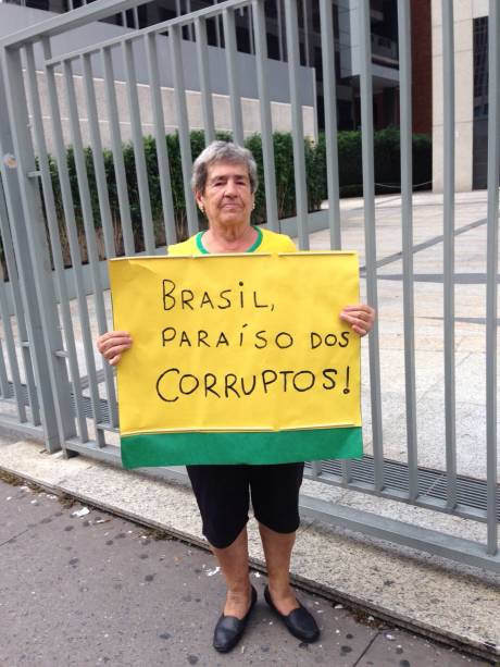 Brasil, o paraíso dos corruptos"