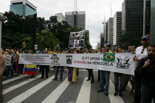 O PT apoia a ditadura na Venezuela"