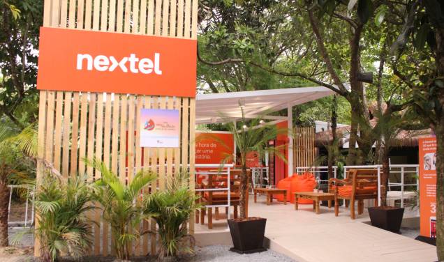 O stand da Nextel no Espaço Veja é ponto de encontro para caminhadas matinais na Riviera