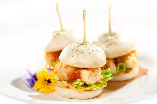 Nobu: sanduichinhos de tempurá do room service