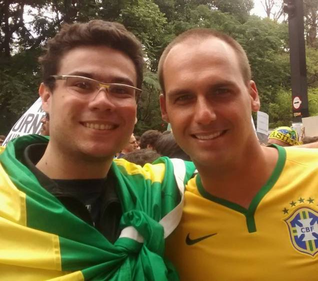 Smith Hays e Eduardo Bolsonaro, filho do deputado Jair Bolsonaro