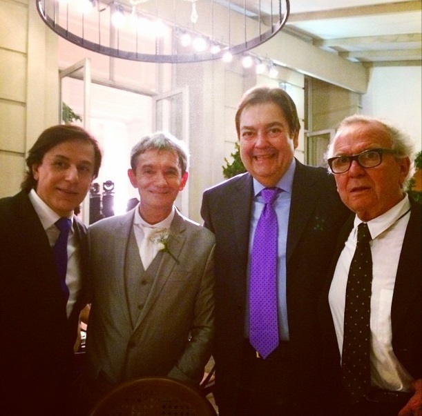 O noivo, Serginho Groisman, com os convidados Tom Cavalcante, Faustão e Washington Olivetto