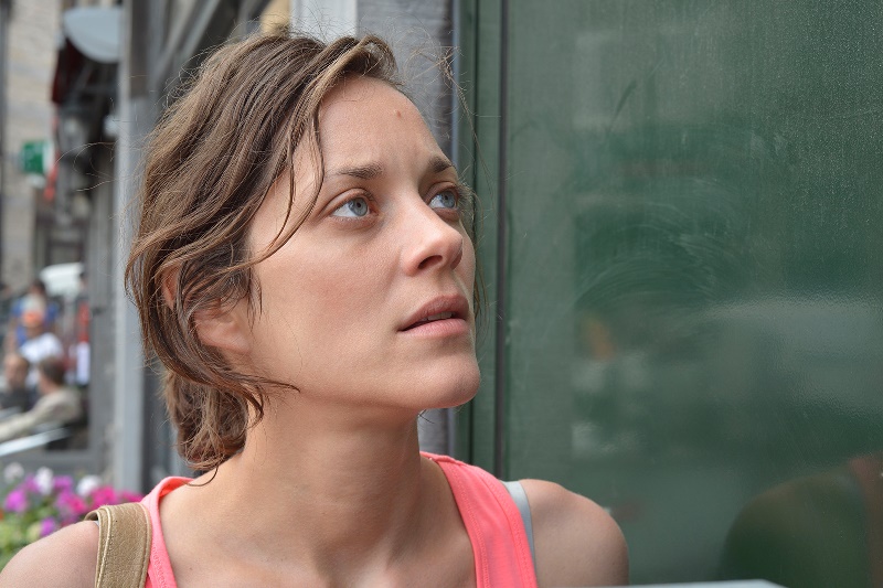 Dois Dias, Uma Noite: Marion Cotillard numa jornada exaustiva para recuperar o emprego