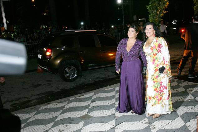 A cantora Preta Gil e a apresentadora Regina Casé
