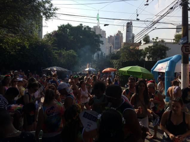 	Público é reduzido comparado a outros finais de semana de folia