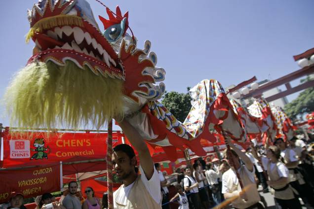 Para entrar no clima, diga "xin nian kuai le”, feliz ano-novo em chinês Para entrar no clima, diga "xin nian kuai le”, feliz ano-novo em chinês