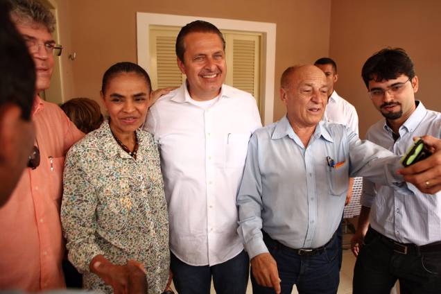 O candidato Eduardo Campos, do PSB, ao lado de Marina Silva em evento em João Pessoa, na Paraíba