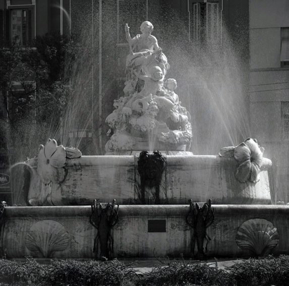 Fonte Nicolina, na Praça Júlio Mesquita, no centro