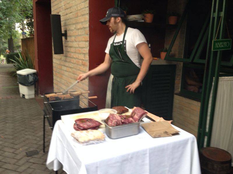O churrasco come&ccedil;ou &agrave;s 16h30