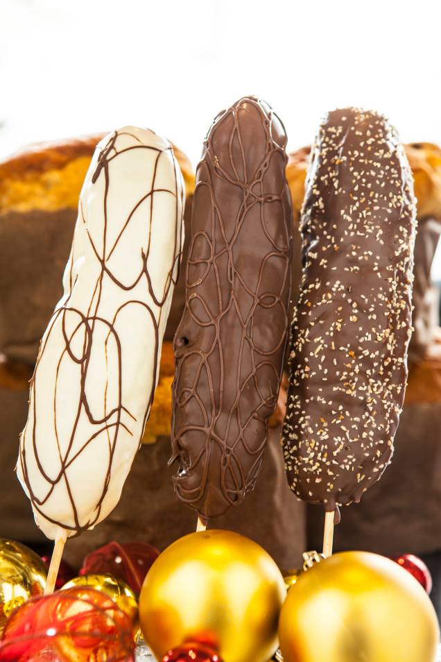 	Villa Grano: doce é servido no palito com coberturas como chocolate branco