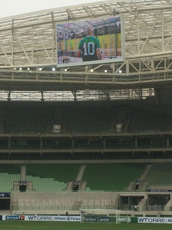 Detalhes do estádio: o telão é o maior da América Latina, com 103 metros quadrados