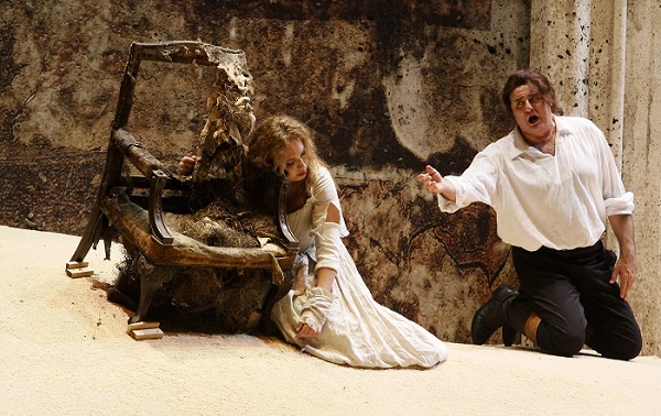Maria José Siri e o tenor italiano Marcello Giordani: os amantes Manon Lescaut e Des Grieux
