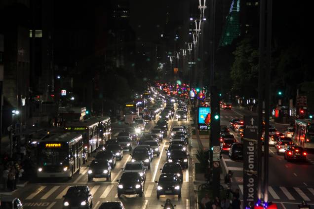 Trânsito na Avenida Paulista fica mais pesado durante essa época do ano