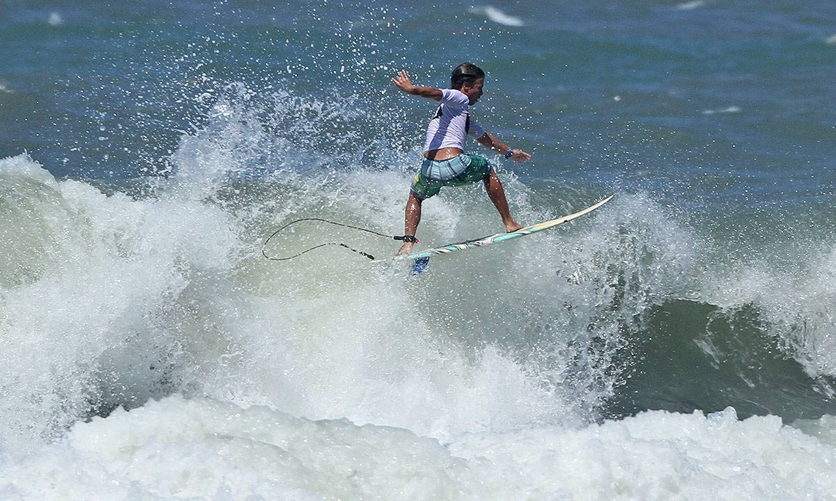 Leonardo Menyon Surf