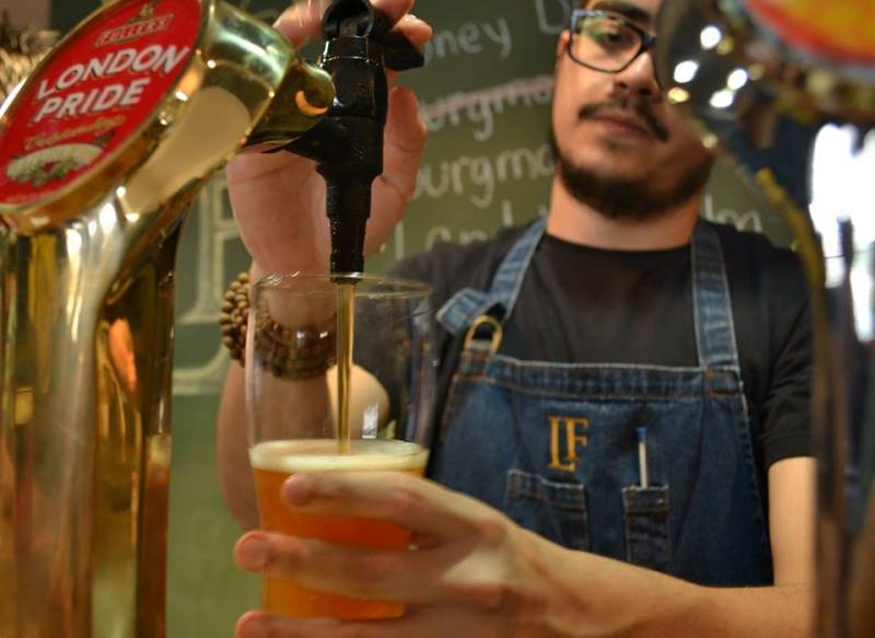La Fraternit&eacute;: seis tipos de chope