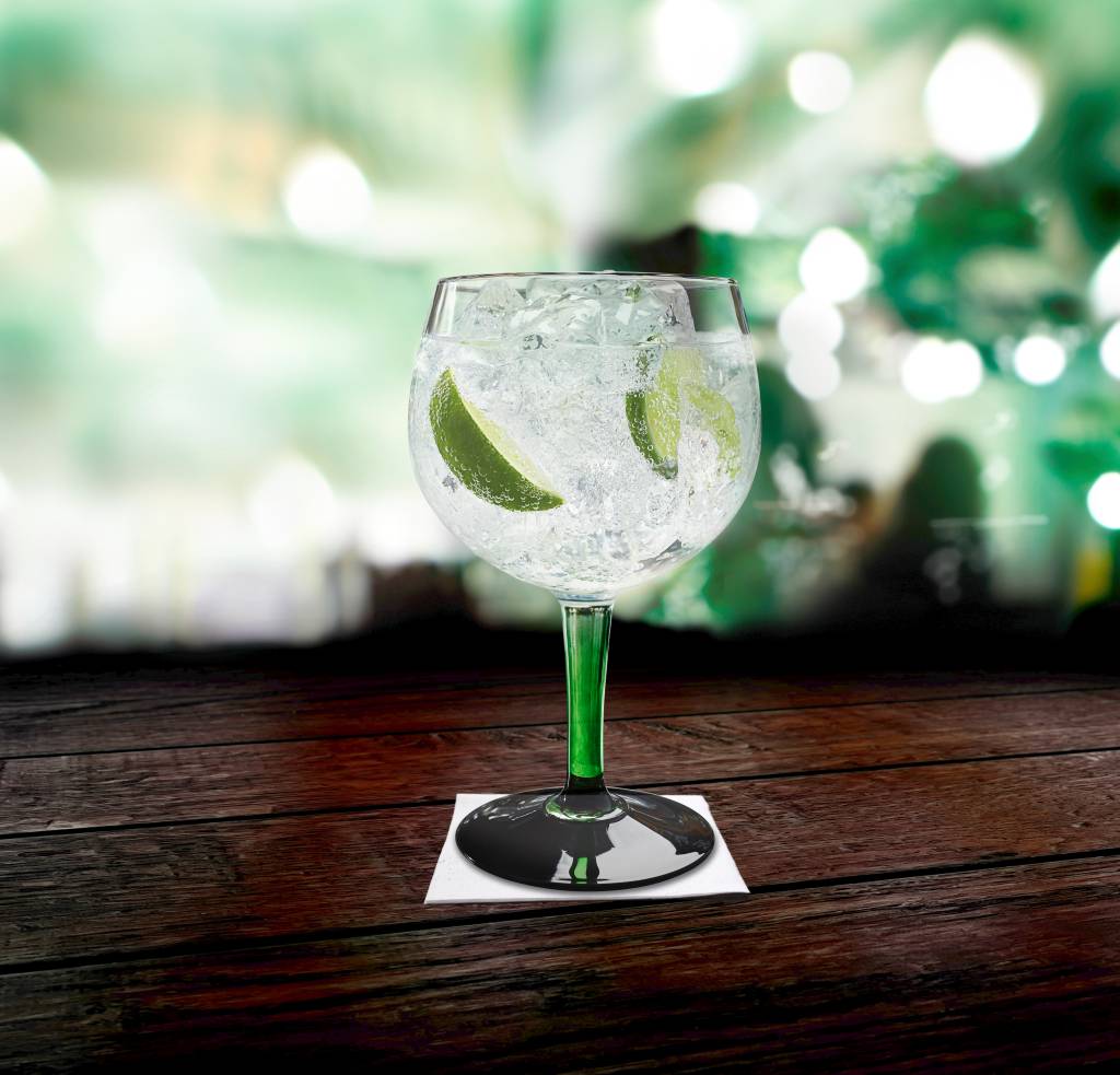 Tanqueray London Dry Gin Quatro Lime Wheel and Wedge