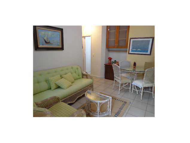Apartamento na praia de Pitangueiras, Guarujá, anunciado no Max Temporada: vista para o mar, preço sob consulta