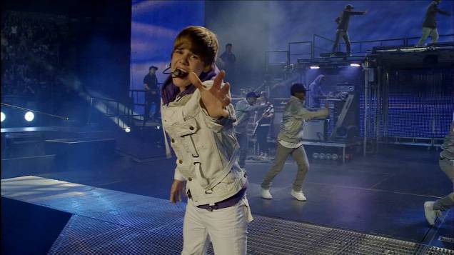 Ídolo teen: prestes a completar 17 anos, o fenômeno pop Justin Bieber estrela um bom documentário