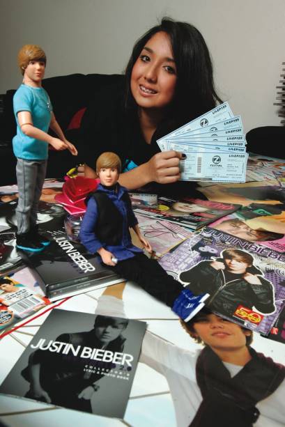 A estudante Mariane Freitas, criadora do principal fansite de Justin Bieber no Brasil: ela gastou 1.285 reais para assistir aos dois shows em São Paulo e aos dois no Rio, em 2011