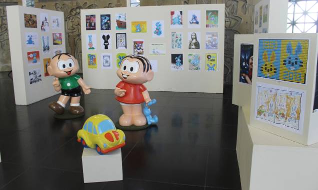 Mostra reúne desenhos de setenta artistas que retratam o inseparável amigo da Mônica